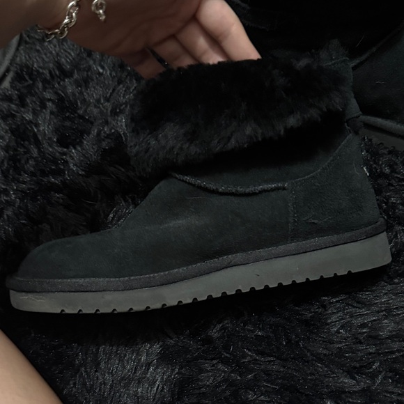 Koolaburra Black Suede Fur Boots Foldable - Picture 1 of 4